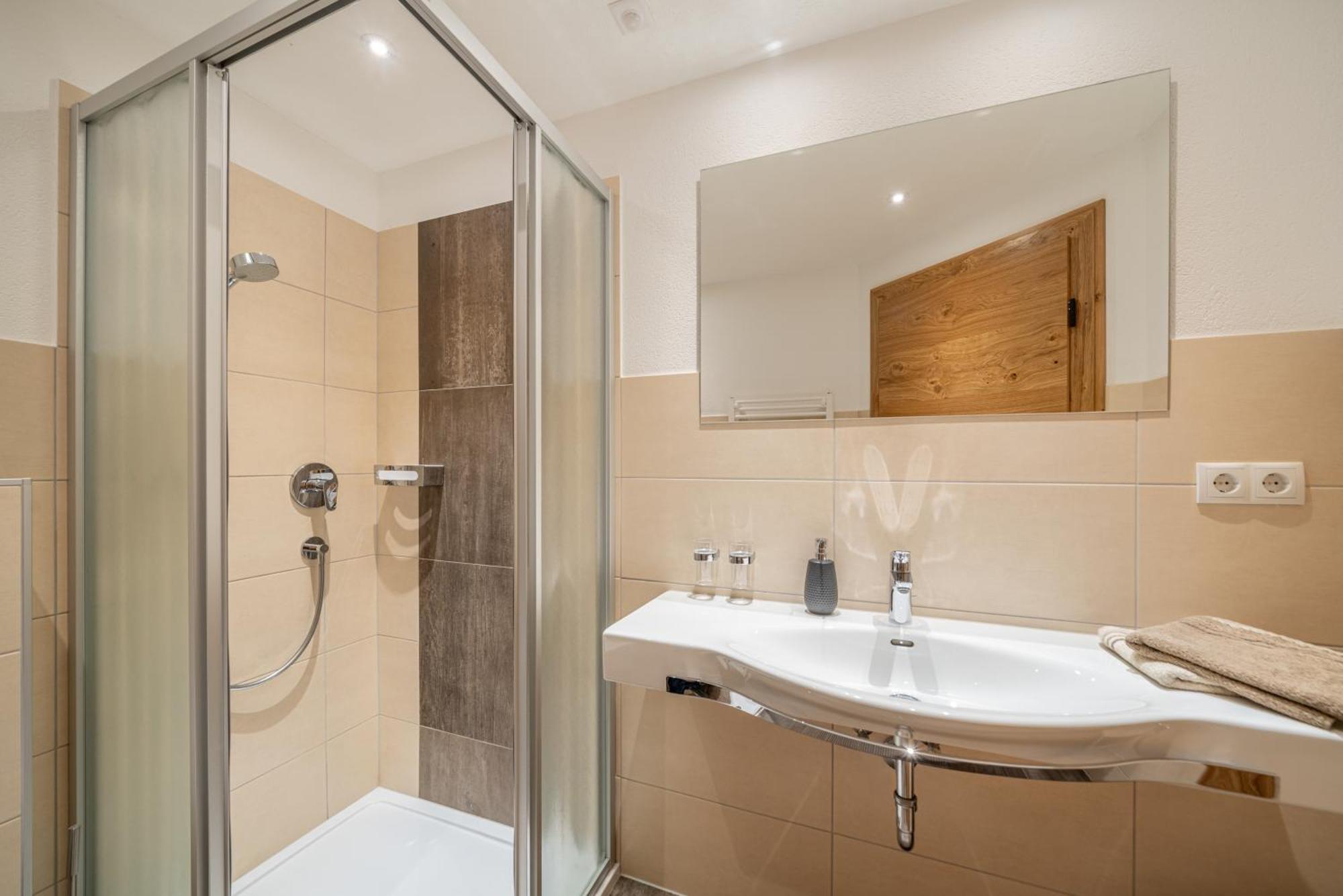 Garni Raphaela Apartment Solden Bagian luar foto