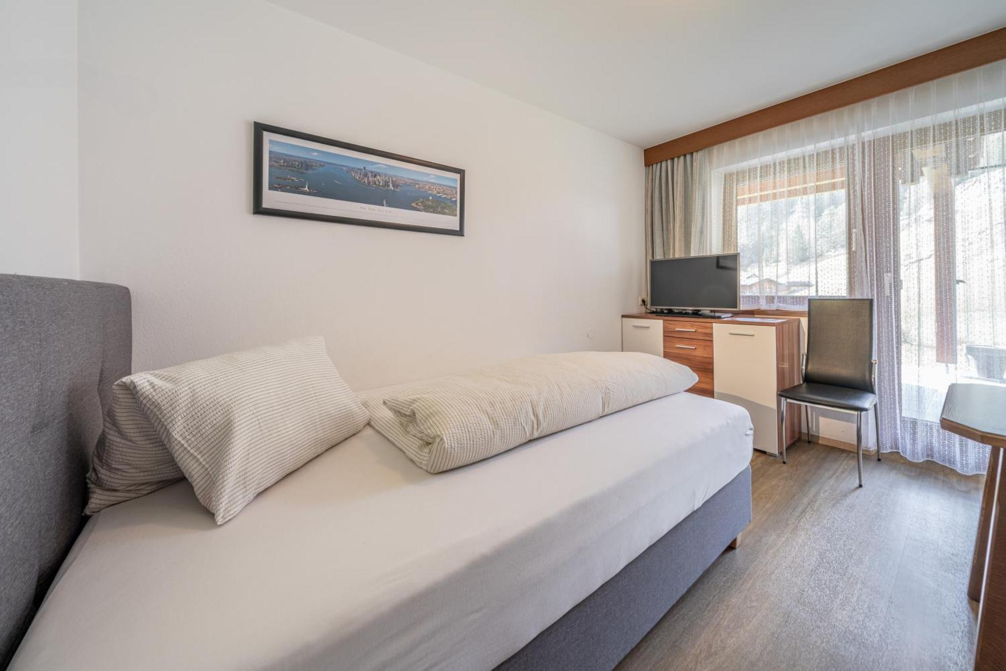 Garni Raphaela Apartment Solden Bagian luar foto