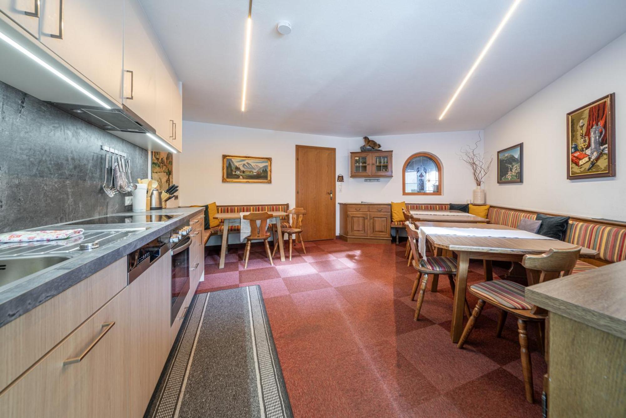 Garni Raphaela Apartment Solden Bagian luar foto